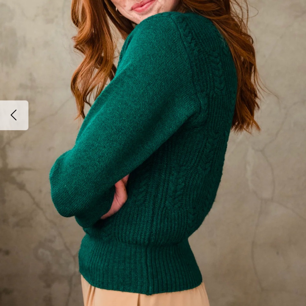 Sweater - Picture 4 of 11